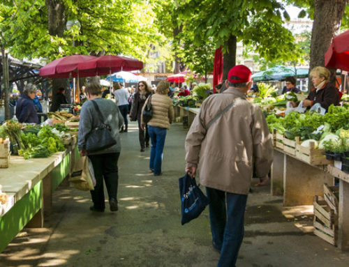 Acheter des produits frais pendant le confinement : le temps des circuits courts et de l’organisation collective…