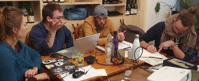 Les 4 fondateurs de la Scop le Central Vapeur, accompagnés par le Grenade durant les 3 ans de montage du projet